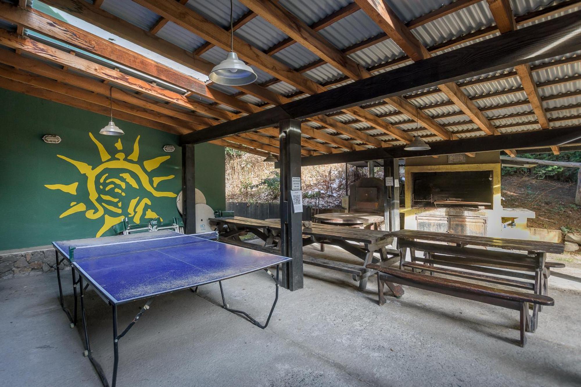 Hostel La Angostura Вилья-ла-Ангостура Экстерьер фото