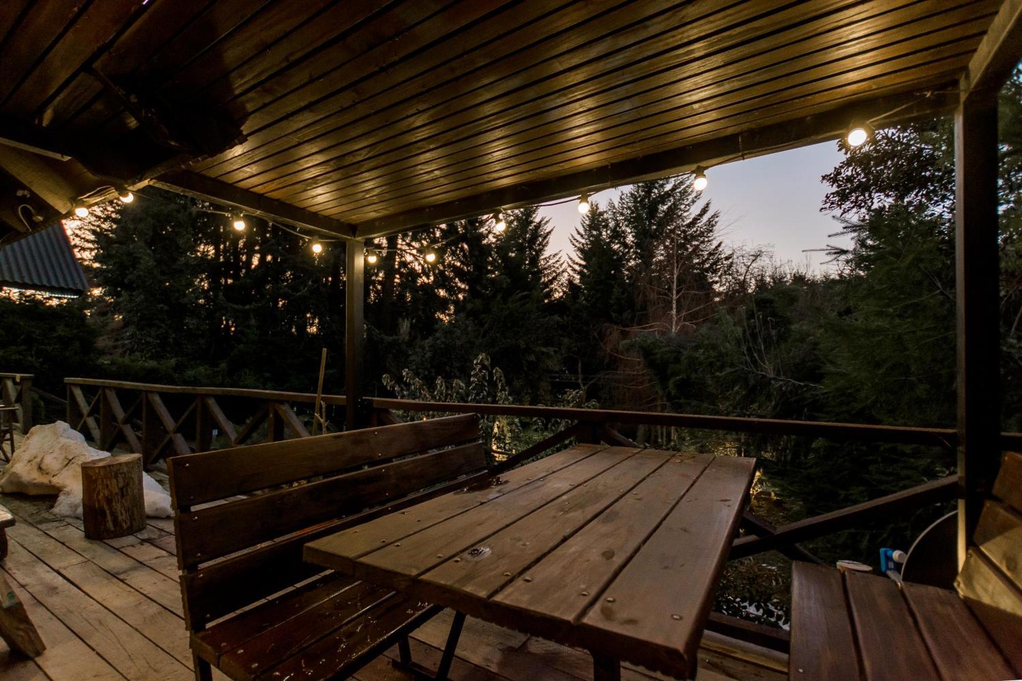 Hostel La Angostura Вилья-ла-Ангостура Экстерьер фото
