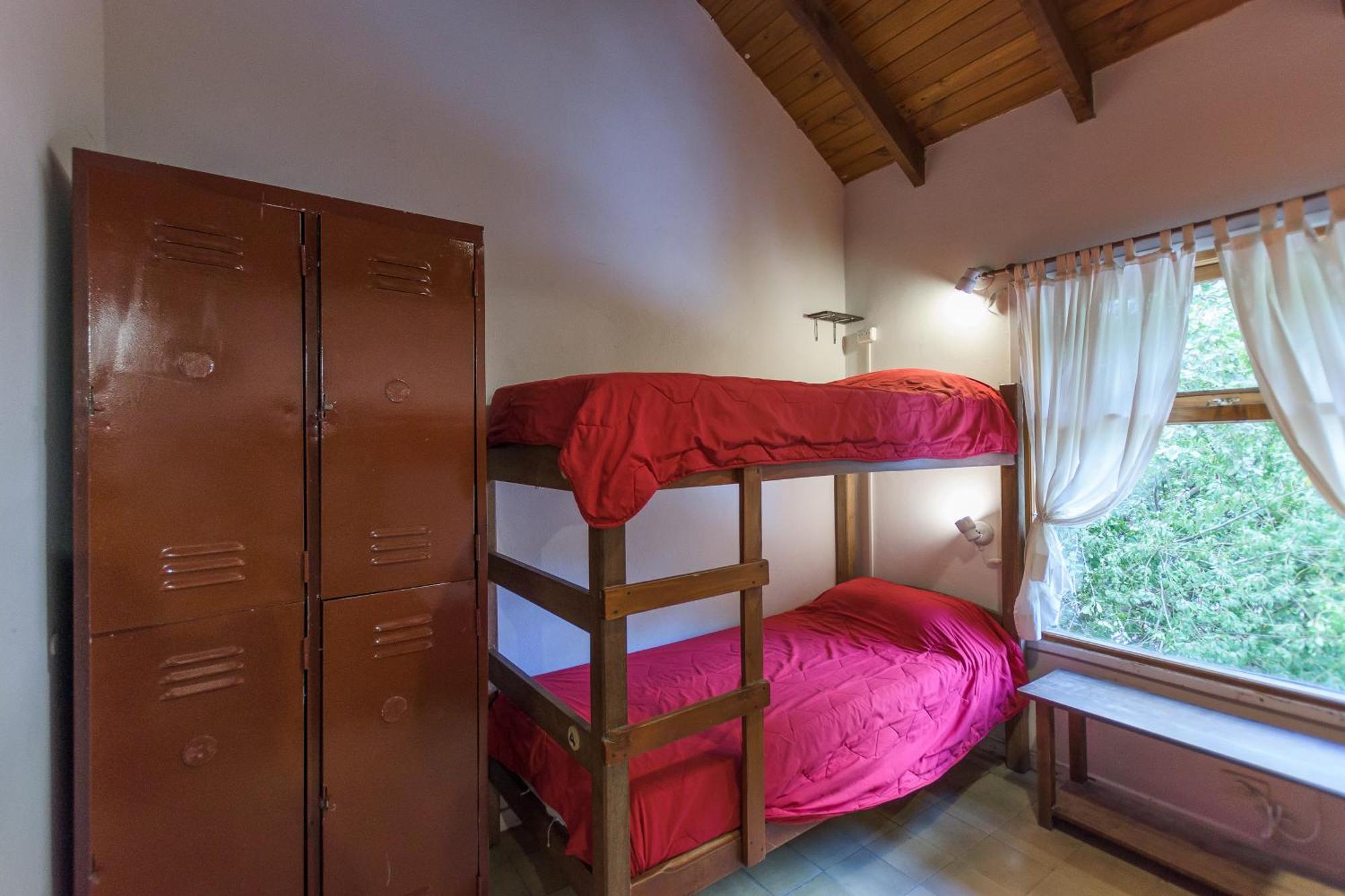 Hostel La Angostura Вилья-ла-Ангостура Экстерьер фото